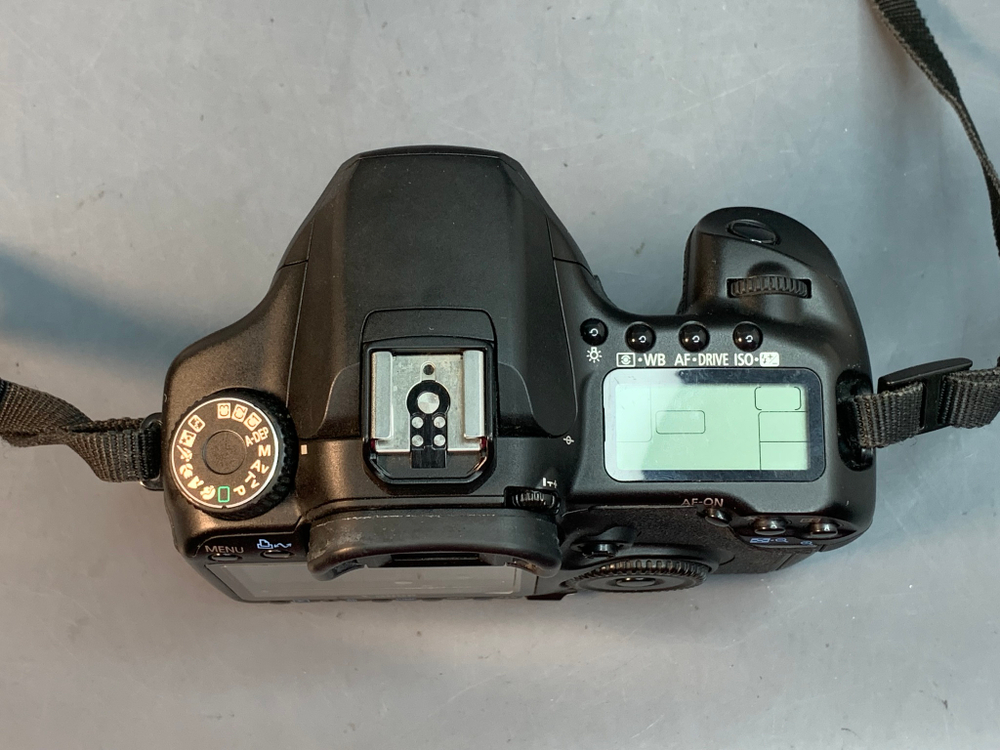 Canon EOS 40D body 27.000 кадров