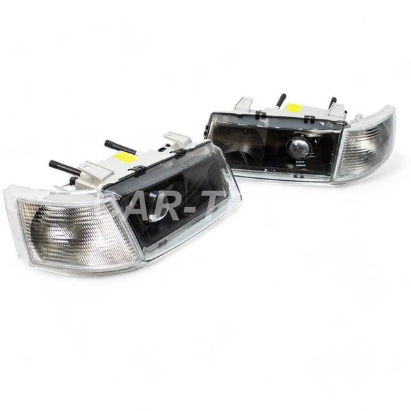 Фары ВАЗ 2110, 2111, 2112 передние с Bi LED модулями 2,5 дюйма, белые поворотники (под ключ)