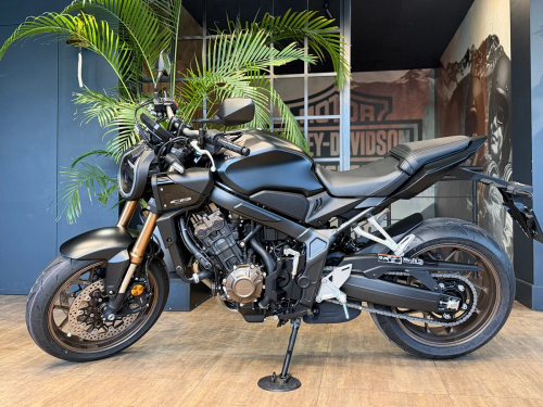 Honda CB 650R, 2025