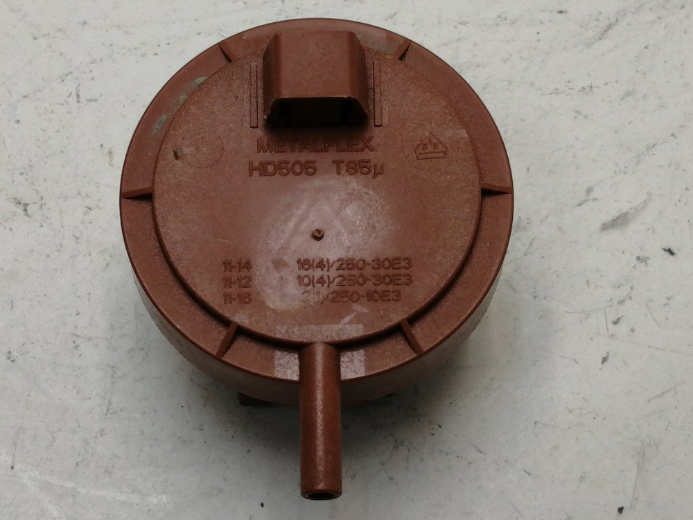AQXD129 кт87 Датчик уровня воды для стиральной машины Hotpoint-Ariston AQXD129 б/у
