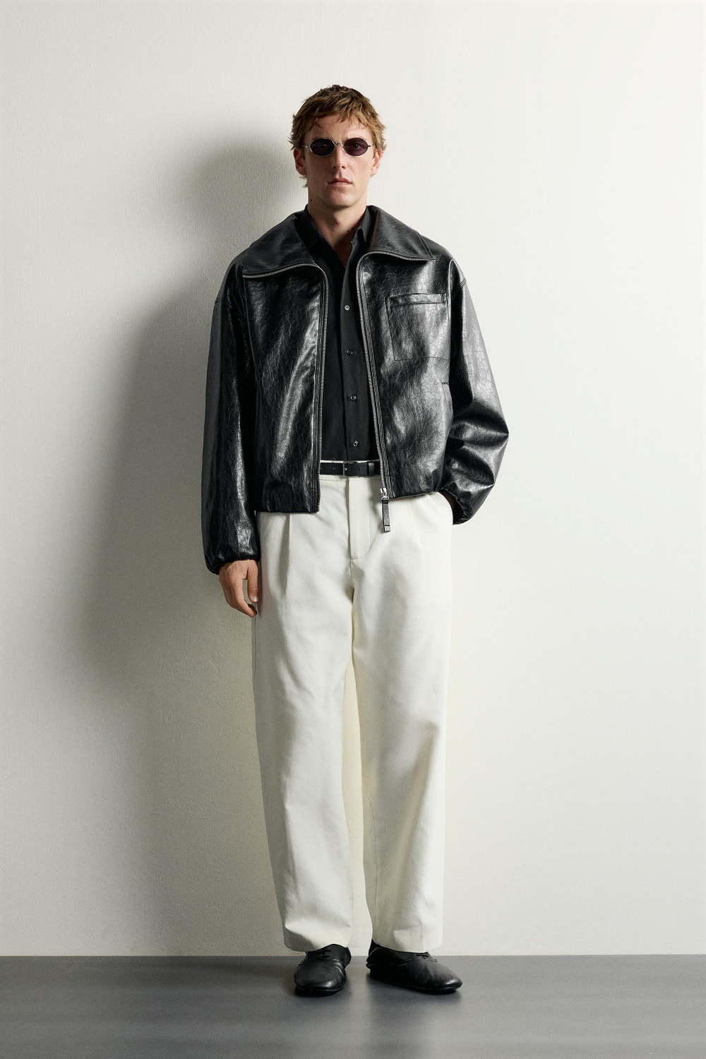 УКОРОЧЕННАЯ КУРТКА ИЗ ИСКУССТВЕННОЙ КОЖИ — ZARA · 3286/310