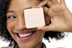 Notino Mirrors Magnifying Compact Mirror - Косметическое зеркало Beige, 1 szt.