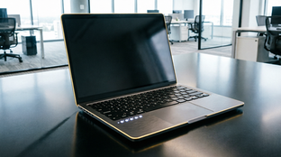 Ноутбуки Rikor MSI Lenovo и Apple MacBook для дома и офиса по спецценам