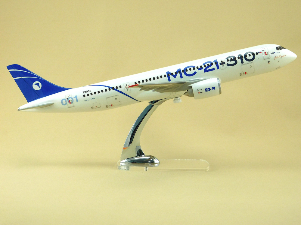 Модель самолета МС-21-310 (М1:100, 001, 73051)
