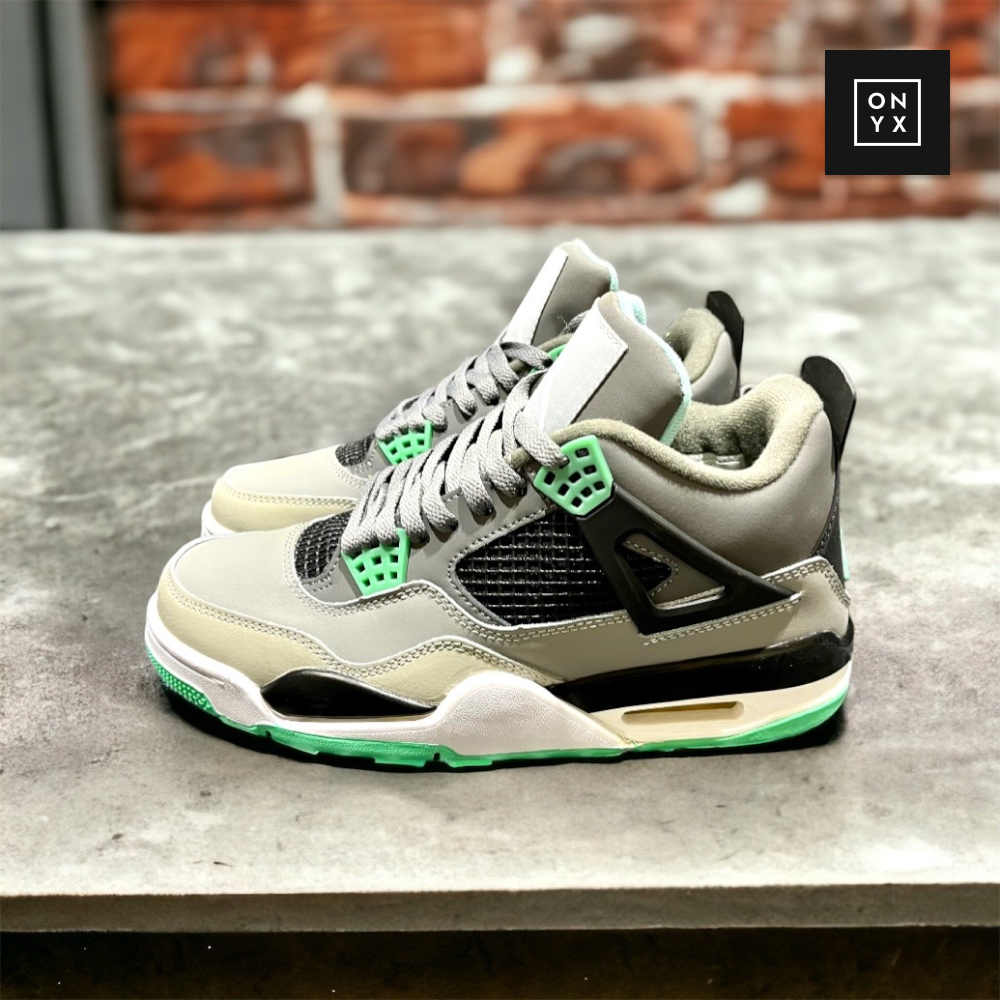 Nike Air Jordan 4 • Green Glow