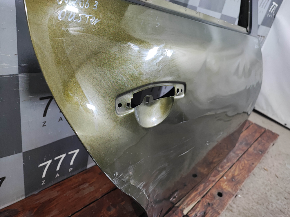 Дверь задняя правая Renault Duster 1 10-21 Б/У Оригинал 821007807R