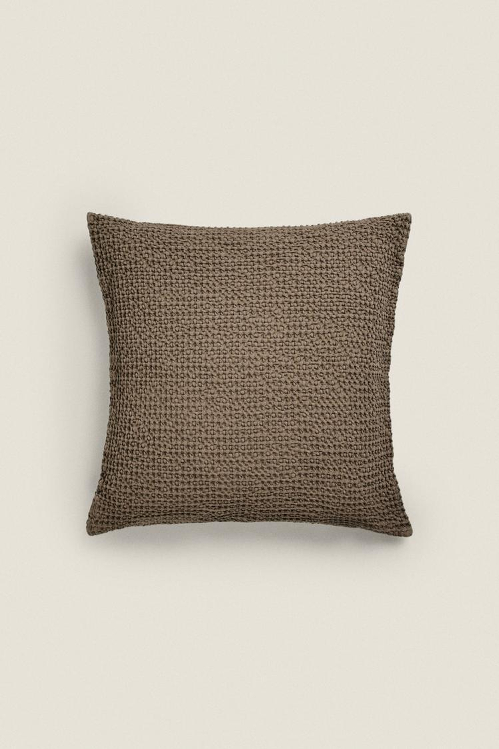 ZARA HOME ЧЕХОЛ ДЛЯ ДЕКОРАТИВНОЙ ПОДУШКИ ИЗ РЕЛЬЕФНОЙ ТКАНИ, СЕРО-КОРИЧНЕВЫЙ