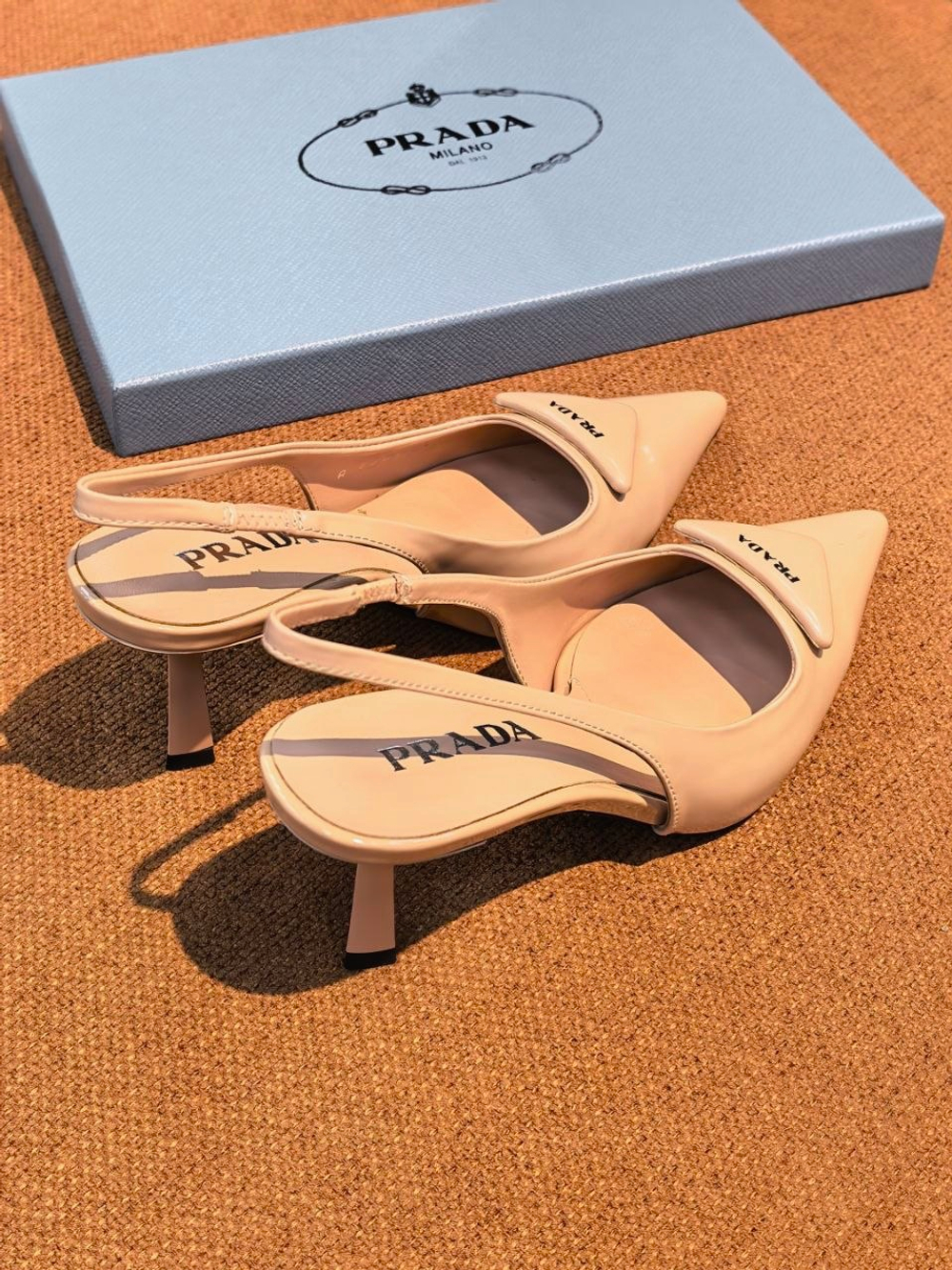 Туфли Prada