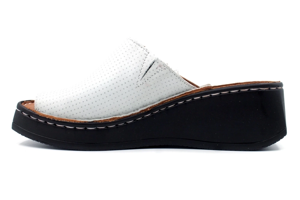 Шлепанцы женские LOBAS SHOES 9140-129