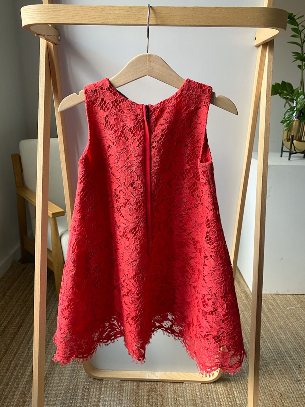 Кружевное платье Dolce&Gabbana, 104
