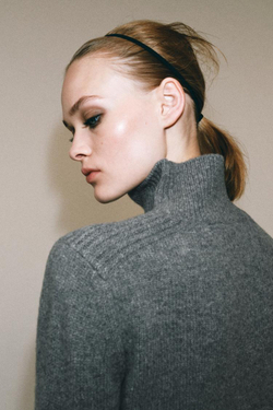ZARA СВИТЕР С ВЫСОКИМ ВОРОТНИКОМ, МЯГКИЙ СЕРЫЙ
