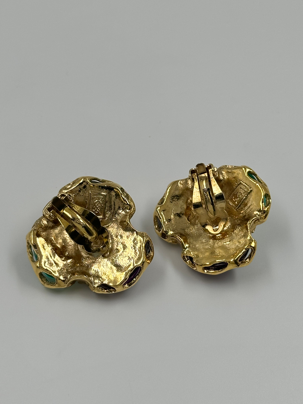 Клипсы Yves Saint Laurent
