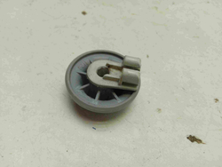 SMV50E30RU/97 ктп24 Ролик нижней корзины для посудомоечной машины Bosch SMV50E30RU/97 б/у