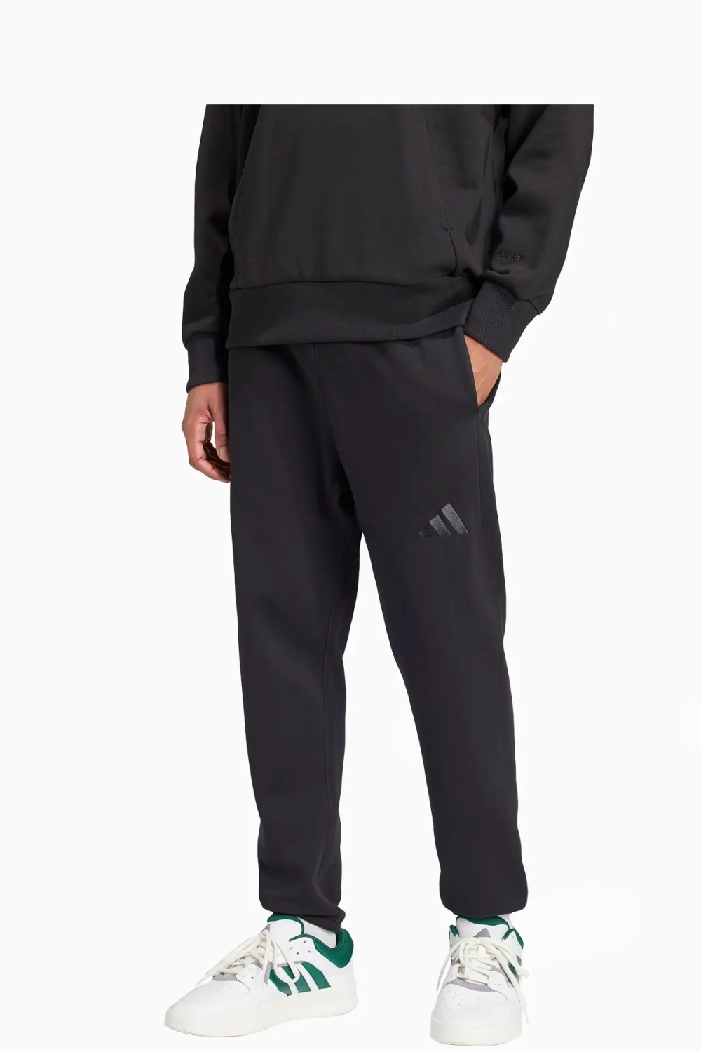Штаны adidas All SZN Fleece Regular Tapered - черный