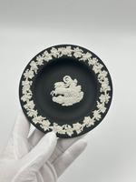 Декоративная тарелочка Wedgwood чёрная