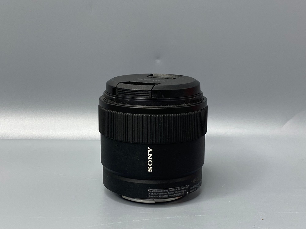 Sony E 11mm f/1.8