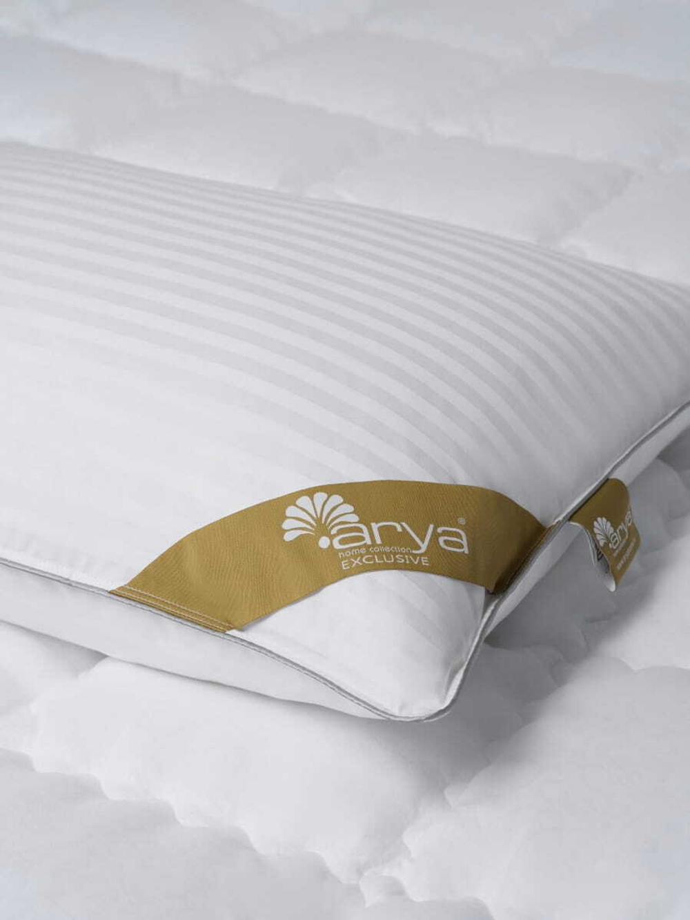 Подушка 50x70 Arya home Exclusive Line Elegia