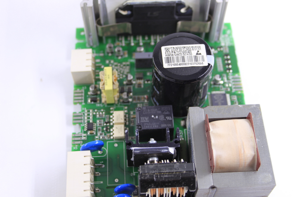 Плата управления двигателем Bosch 706018 MU600E