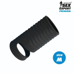 Черная открытая насадка на пенис с кольцом для мошонки size M - 7,9 см. (Цвет: черный)