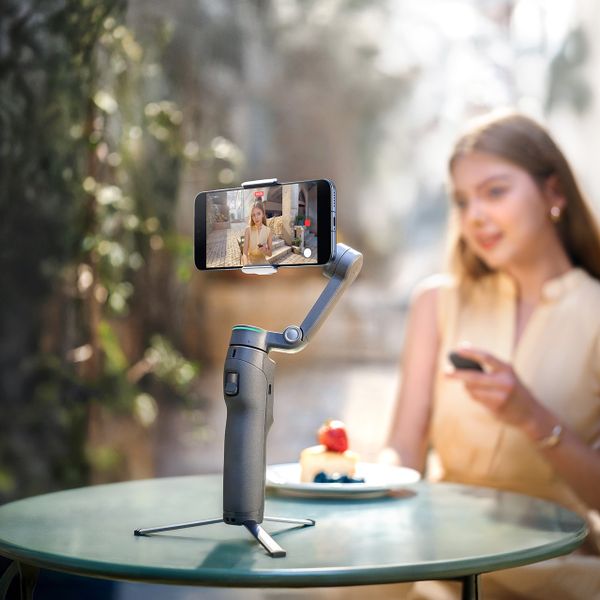 Электрический стабилизатор для смартфона DJI Osmo Mobile 8P Standard Combo Черный | Black