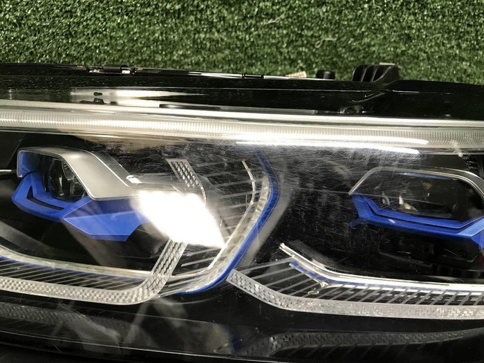 Фара левая BMW X7 G07 (2019-2022) Laser