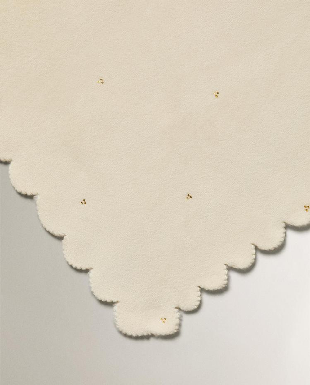 ZARA HOME ДЕТСКИЙ ФЛИСОВЫЙ ПЛЕД С ВЫШИВКОЙ, КРЕМОВЫЙ