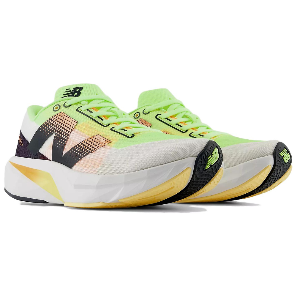 New Balance Fuelcell Rebel V4