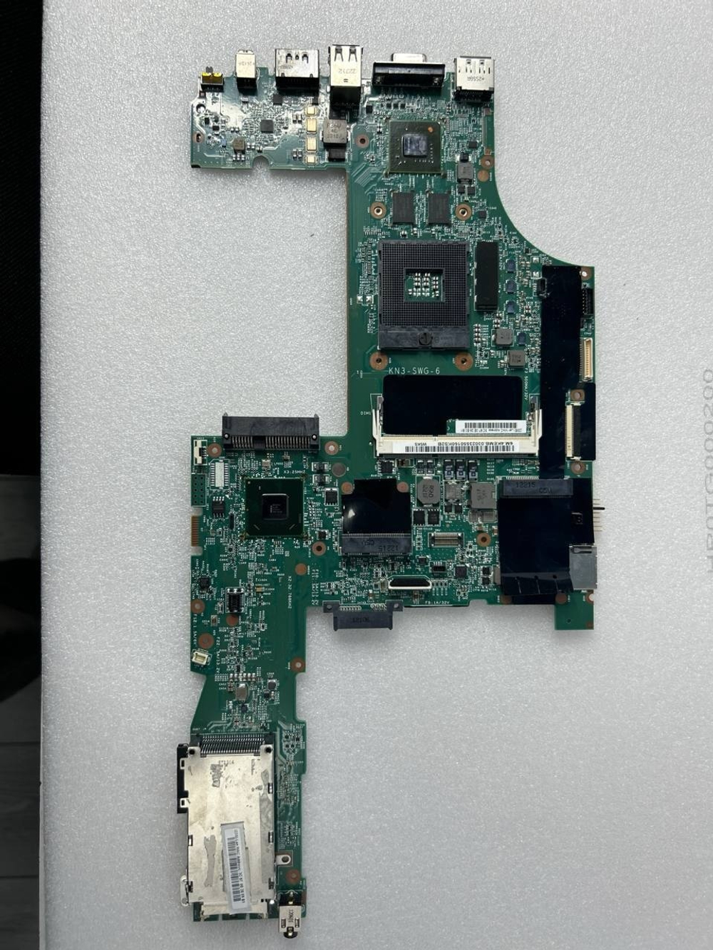 Материнская плата для ноутбука Lenovo T520 LKN3 Hybrid AMT/TPM/AES (04W3257), оригинал