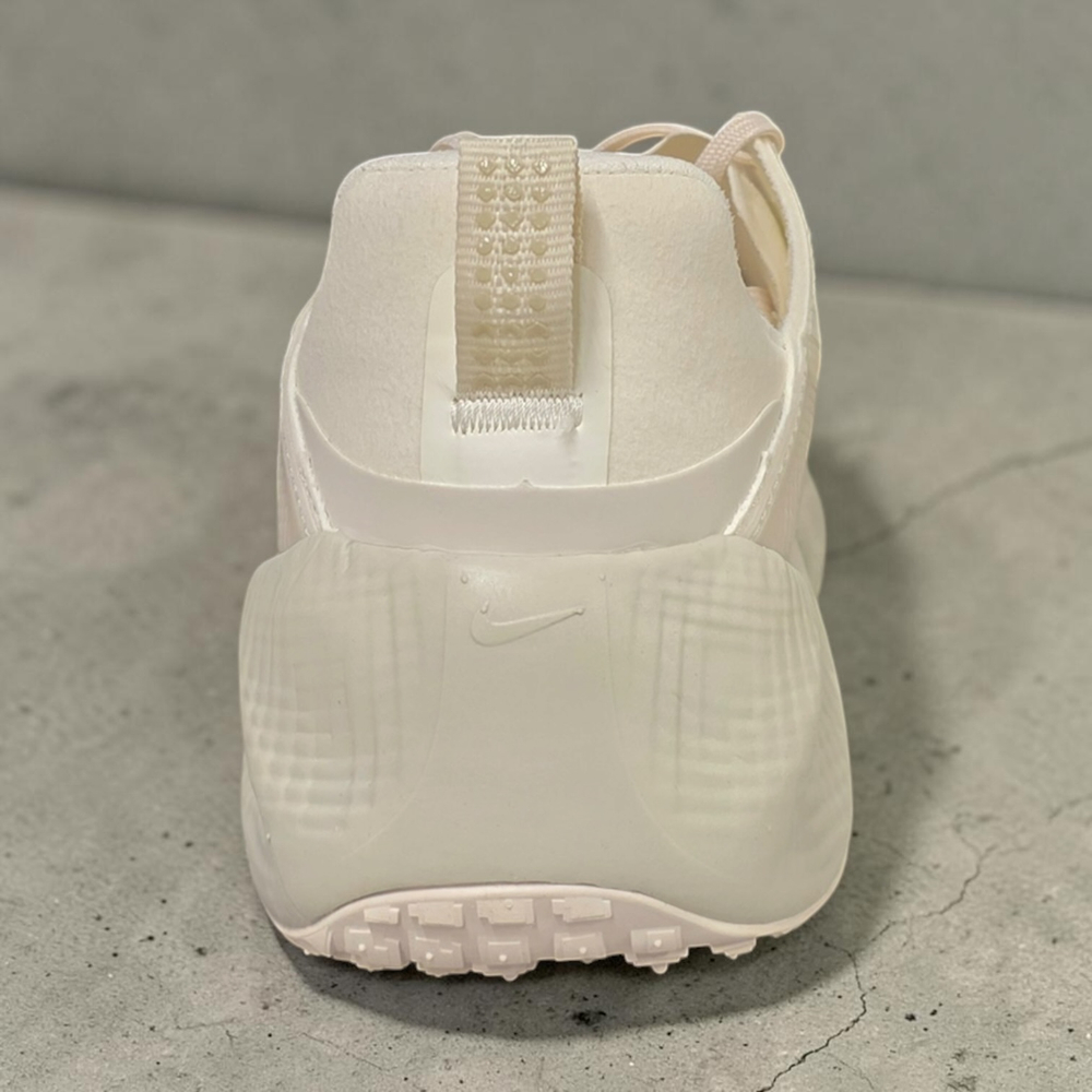 Nike Ava Rover Phantom • Light Bone