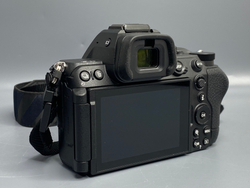 Nikon Z5 II — 850 кадров состояние нового