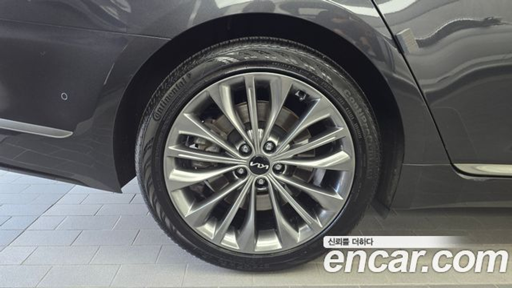 KIA K9 3.3 T-GDI AWD — 2022