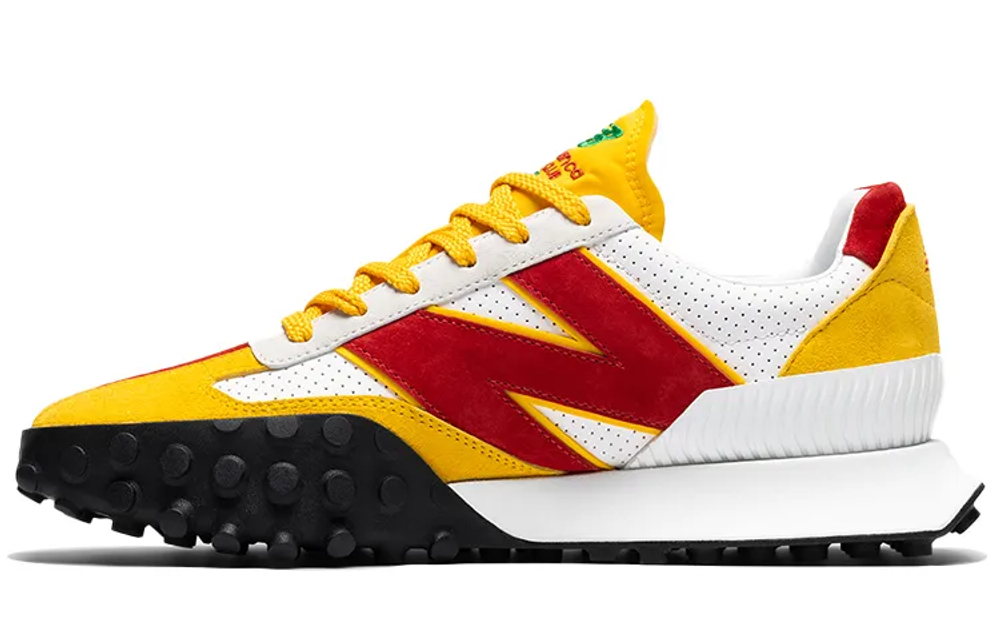 New Balance Casablanca X New Balance Xc 72