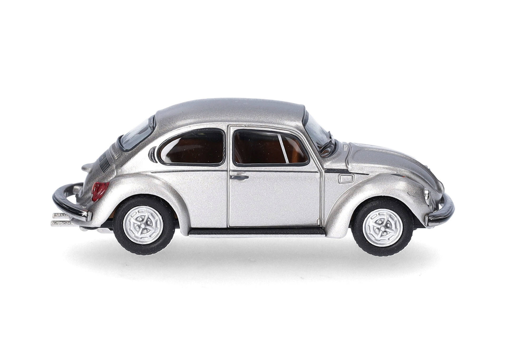 Автомобиль Volkswagen (VW) Beetle 1303, серебристый металлик