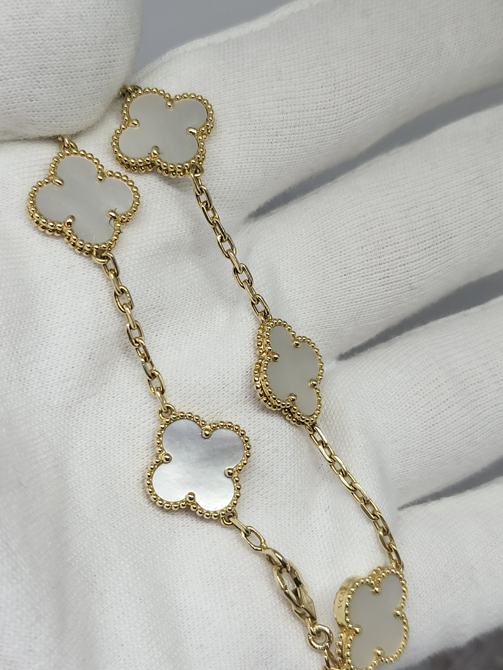 Van Cleef Alhambra