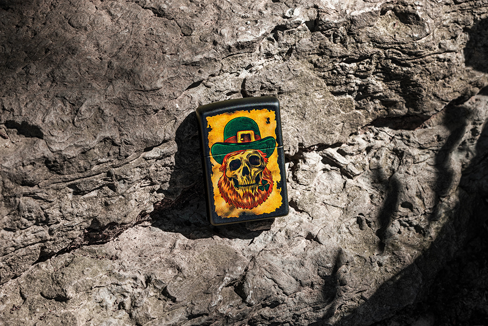 Зажигалка ZIPPO Lucky Map с покрытием Black Matte, латунь/сталь, черная, 38x13x57 мм, шт