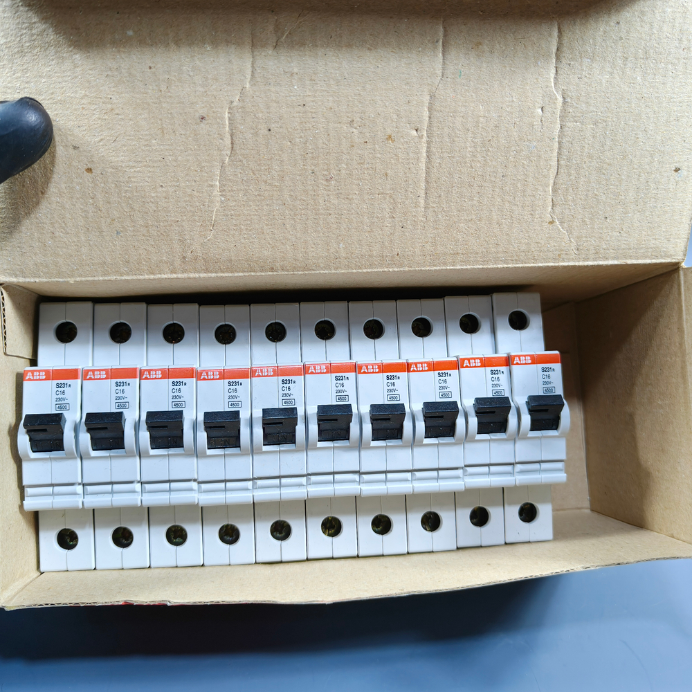 ABB S231R (1P) - Автомат