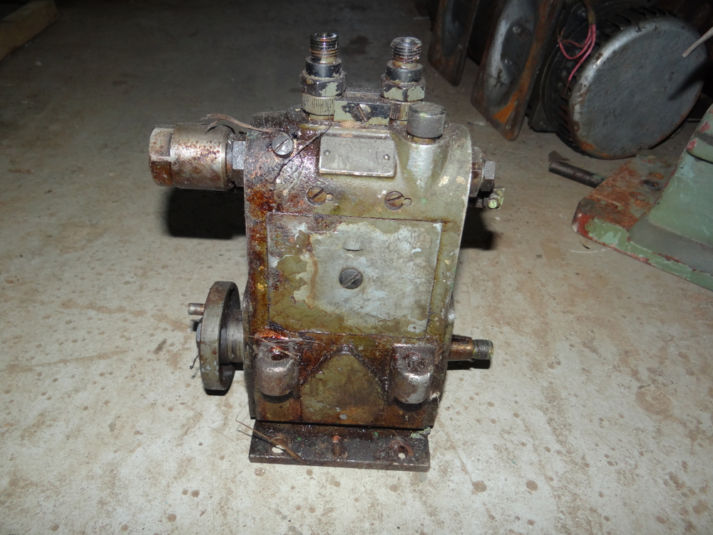 Топливный насос высокого давления (ТНВД) Bosch PE 2B 80D 400 S76