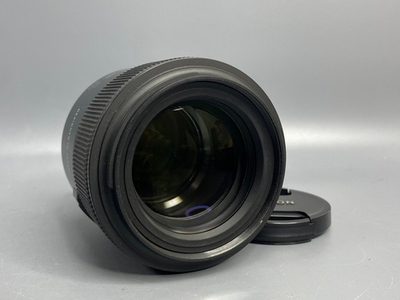 Tamron SP 85mm f/1.8 Di VC USD
