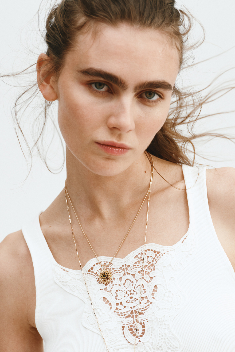 Топ с кружевной деталью - H&M