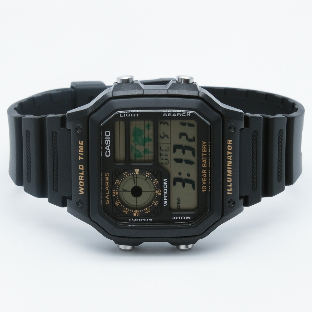 Мужские наручные часы Casio AE-1200WH-1B