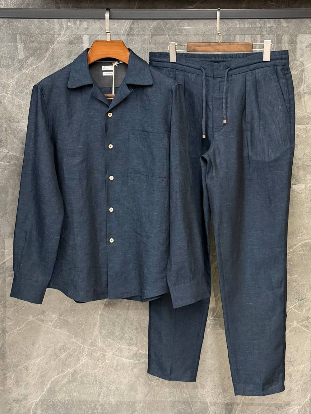 Льняной костюм Brunello Cucinelli