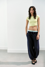 ФУТБОЛКА CROPPED С КОРОТКИМИ РУКАВАМИ — ZARA