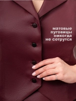 Жилет кожаный офисный