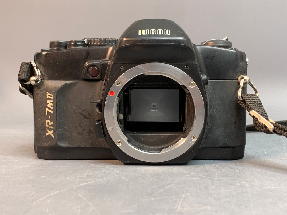 Ricoh XR-7M II + Rikenon P 28-80mm f/3.5-5.6 Zoom Macro