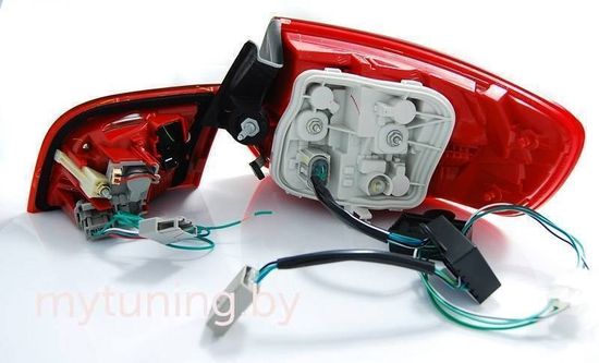 Задние фонари Audi A3 8P sportback red smoke led