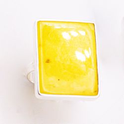 Кольцо из серебра 925° с янтарём