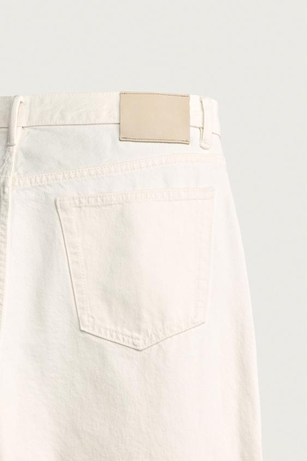 ZARA ДЖИНСЫ STRAIGHT LEG, ЖЕЛТОВАТО-БЕЛЫЙ