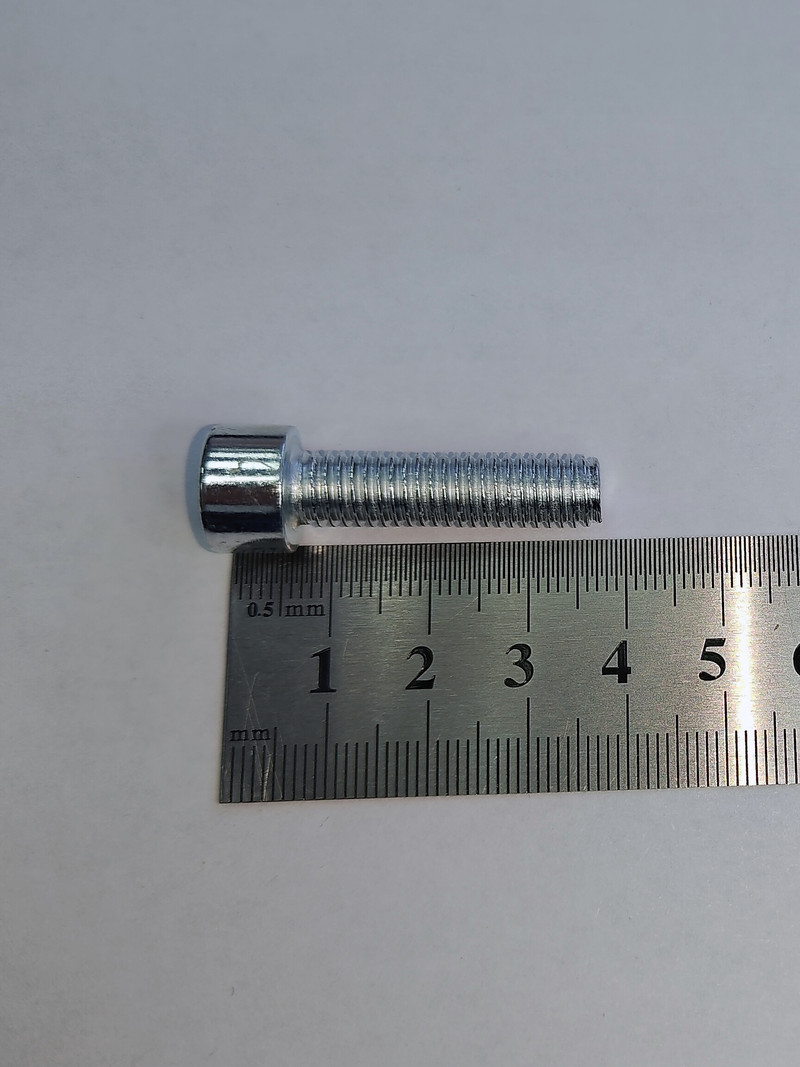 8х30 ОЦ. Винт П/Р с внут.шестигр. к.п.8.8 DIN912 (50 шт)