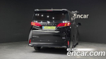 Toyota Alphard 2.5 HEV Executive AWD — 2025