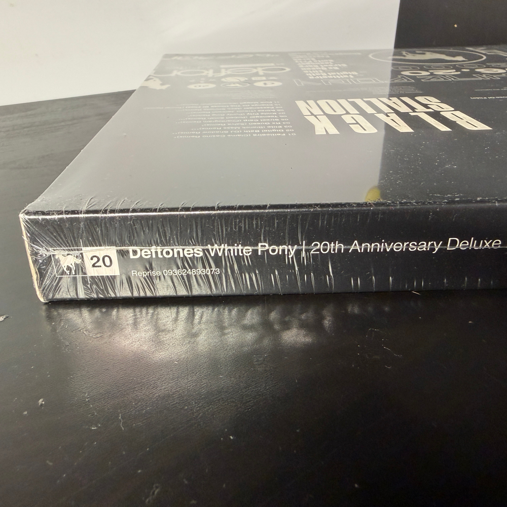 Deftones – White Pony 4LP (Чехия 2021г.)